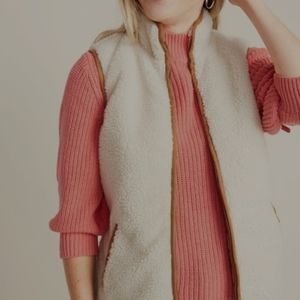 EUC Old Navy Sherpa Vest